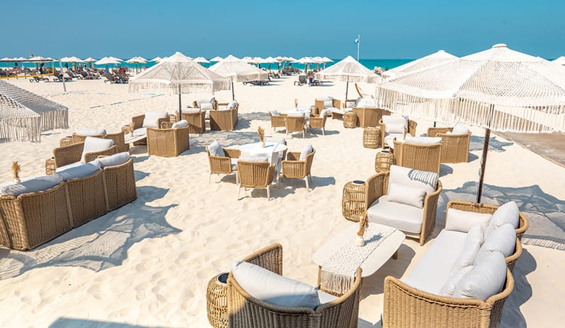 middle-east-holidays-abu-dhabi-rixos-premium-saadiyat-island-hotel- ame-beach-bar